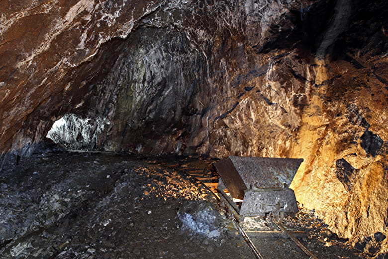 In the mines of Hurtières at Grand Filon