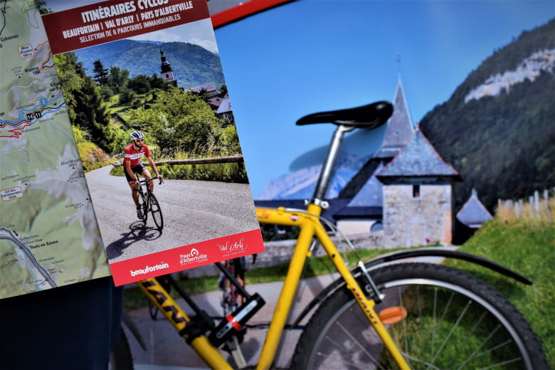 Tour of the Bauges by bike - Pays d'Albertville stage - From Lac de Grésy to Ugine