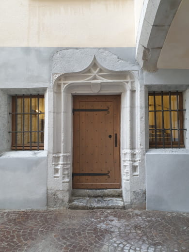 Old Town of Montmélian - Gothic door Hotel Nicolle de La Place