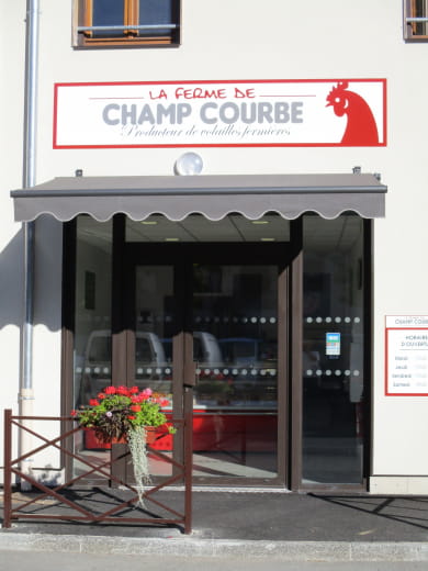 Champ Courbe farm store
