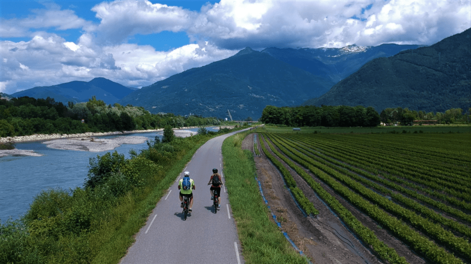 Tour of the Bauges by bike - Pays d'Albertville stage - From Lac de Grésy to Ugine