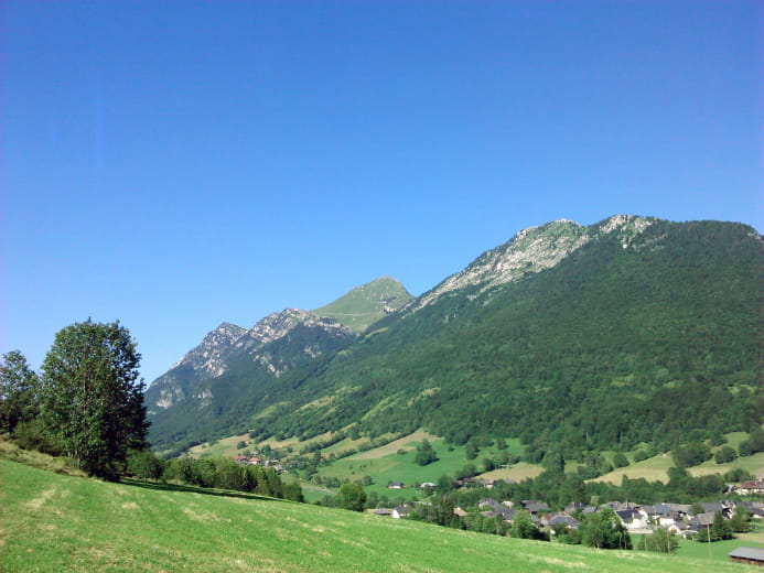The Colombier seen from the Col des Prés